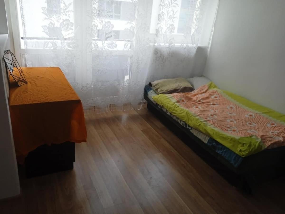 Near Rondo Onz Leilighet Warszawa